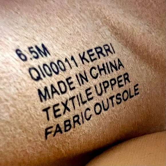 NWT • Women’s MIA “Kerri” Pointed Toe Flats • Size 6.5M • Color: Mustard Yellow - Picture 2 of 13